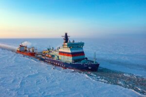 Read more about the article RUSSIA AND CHINA WILL SAIL ALONG THE NORTHERN SEA ROUTE ALL YEAR ROUND