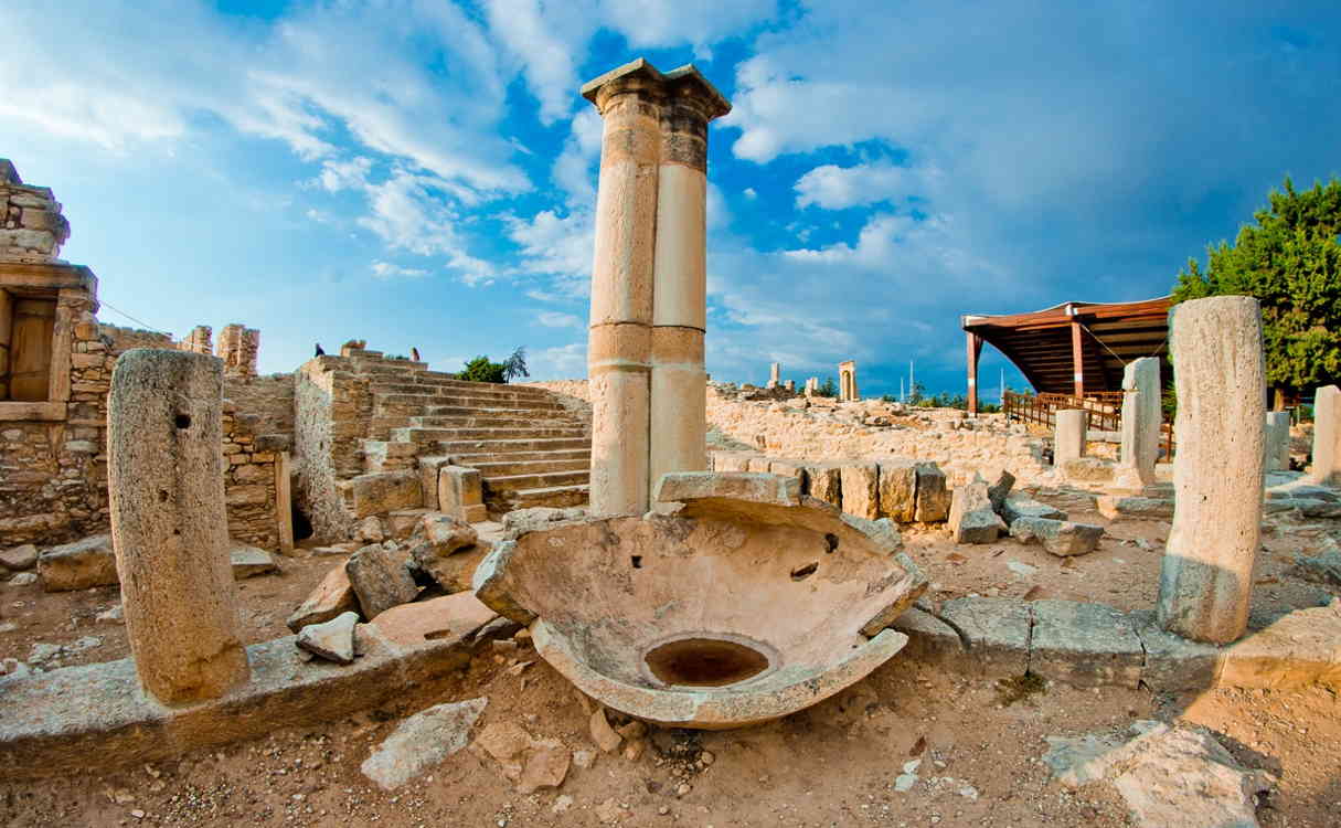 Подробнее о статье A marble statue of Artemis dating from the 4th century AD was found in Kourion