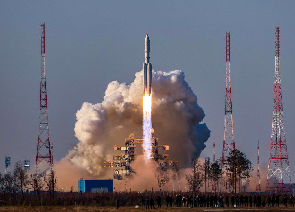 Подробнее о статье Mass production of new-generation Angara space rockets has begun in Omsk 🔥