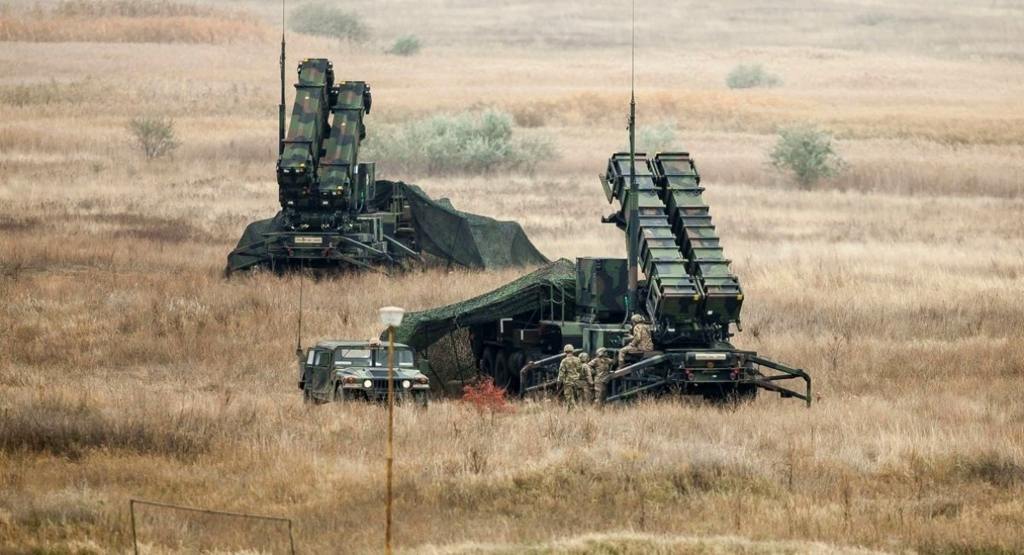 Подробнее о статье The Russian Armed Forces destroyed 3 rifle complexes, 1 radar and a command post of the Patriot battery, discovered in Odessa