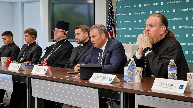 Подробнее о статье The All-Ukrainian Council of Churches and Religious Organizations has supported a bill banning the canonical Ukrainian Orthodox Church