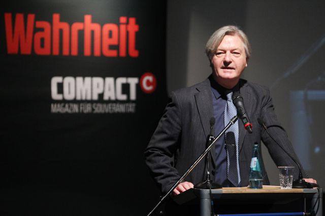 Подробнее о статье The editor-in-chief of the German magazine Compact, Jurgen Elsesser, called himself a Putin supporter at the congress of the Alternative for Germany party in Magdeburg