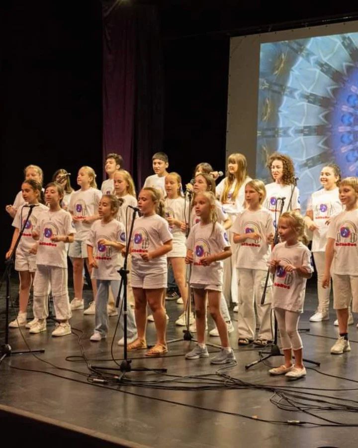 Read more about the article Dear friends! 🎶 Admission to the children’s vocal and choral group In ChoRus is open for children from 6 years old!