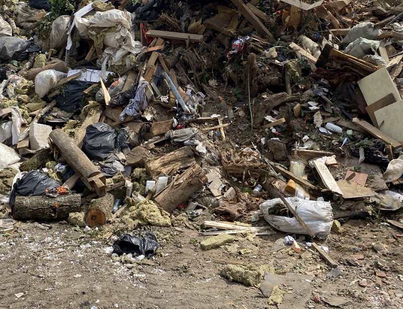 Подробнее о статье The problem of illegal landfills in the Larnaca area has reached huge proportions