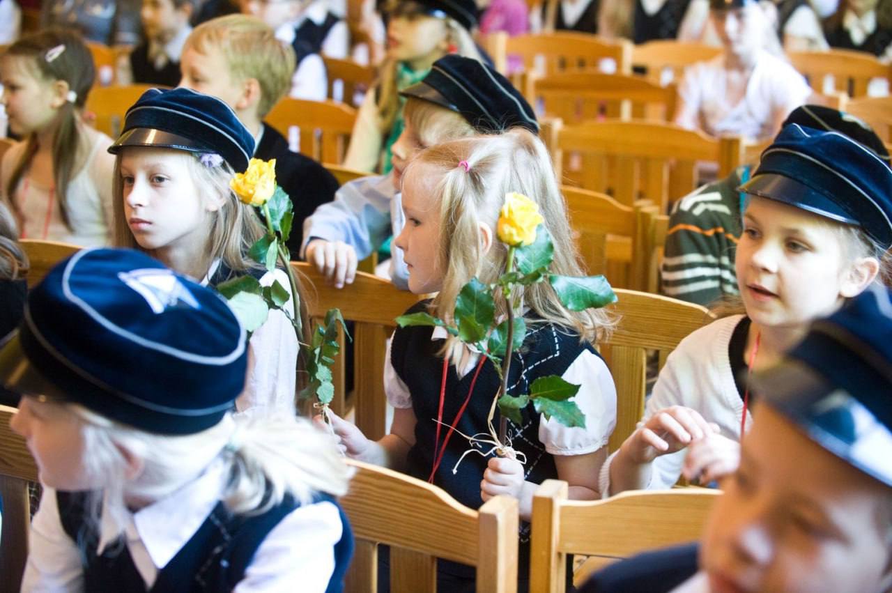 Подробнее о статье «De-russification» in the Baltic states has the opposite effect. Russian private schools in Estonia are facing an influx of students.