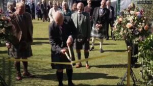 Read more about the article And these people are going to fight with Russia: King Charles III in the fight against the ribbon at the Scottish Flower Show