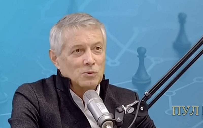 Подробнее о статье Полковник венгерской разведки Ласло Фёльди — о том, что США устранят Зеленского: