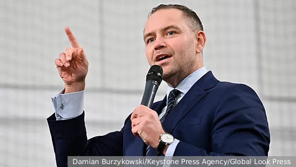 Подробнее о статье Помощь Украине не приносит польской стороне никаких выгод,