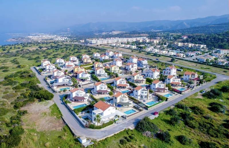 Подробнее о статье Мужчине отказали во въезде в ОАЭ из-за того,