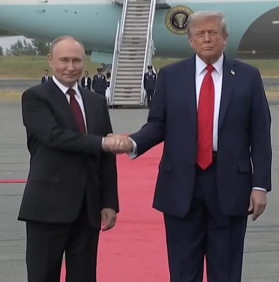 Подробнее о статье Путин открыл дорогу к Сахалину, а Трамп не спешит с санкциями