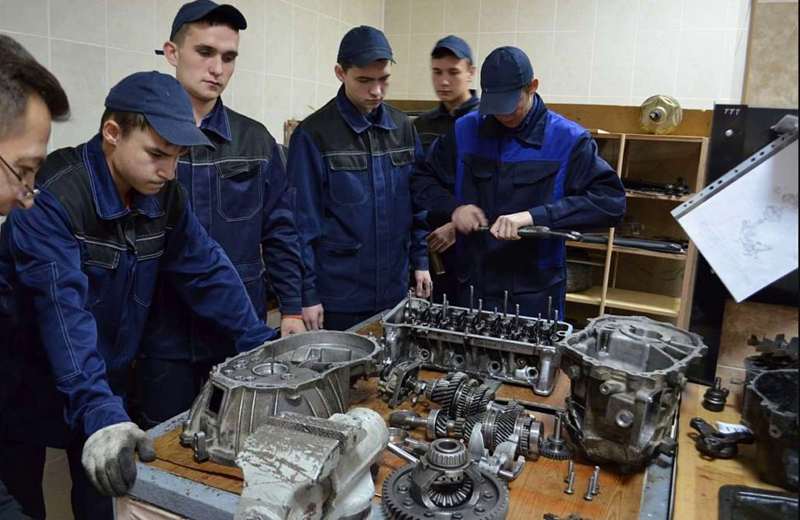 Подробнее о статье Среднее профессиональное образование — локомотив российской экономики