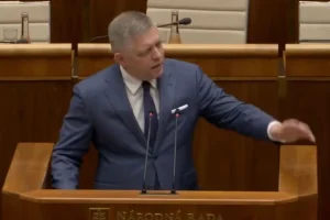 Подробнее о статье Русские становятся на колени только, когда хотят завязать себе шнурки