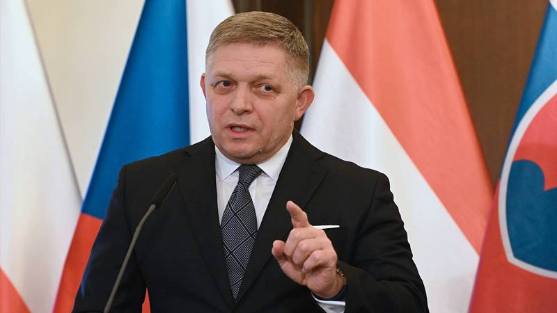 Подробнее о статье Премьер Словакии сделал прогноз по украинскому конфликту
