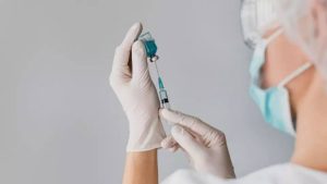 Подробнее о статье В ОМС добавят вакцины от рака для всех россиян уже в этом году