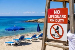 Read more about the article Δεν θα υπάρχουν ναυαγοσώστες στις παραλίες της Κύπρου στις 24 Ιουνίου.