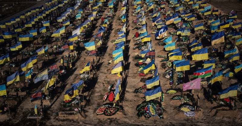 Подробнее о статье Уже 2,4 миллиона солдат потеряла Украина за 4 года СВО,