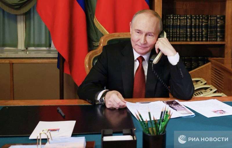Подробнее о статье Владимир Путин провёл сегодня телефонный разговор с Дональдом Трампом