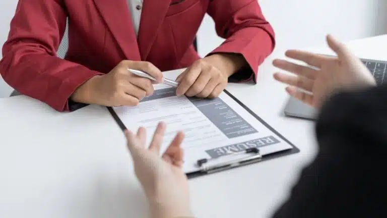 Подробнее о статье Более 80% молодых выпускников на Кипре находят работу