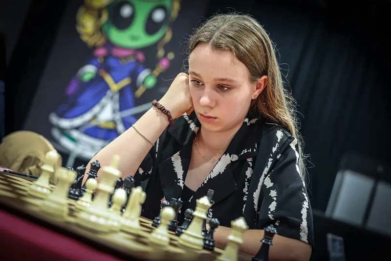 Подробнее о статье Россиянка Валерия Клейменова досрочно стала чемпионкой мира по шахматам среди девушек до 18 лет