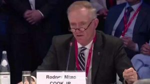 Подробнее о статье «Этот народ не победить, если они могут играть такую музыку в самый разгар бомбёжек»