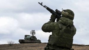 Подробнее о статье Минобороны раскрыло подробности ночных ударов по объектам ВПК на Украине