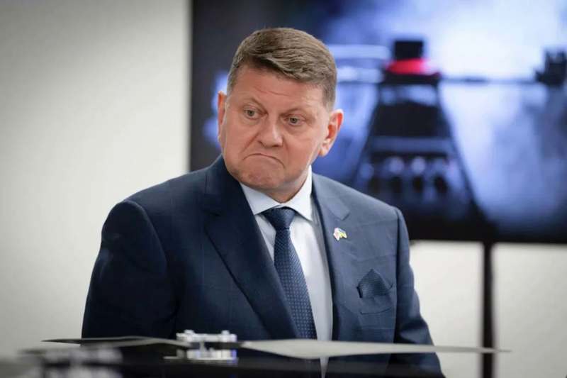 Подробнее о статье Залужный заявил, что Украина исчерпала ресурс нововведений на поле боя