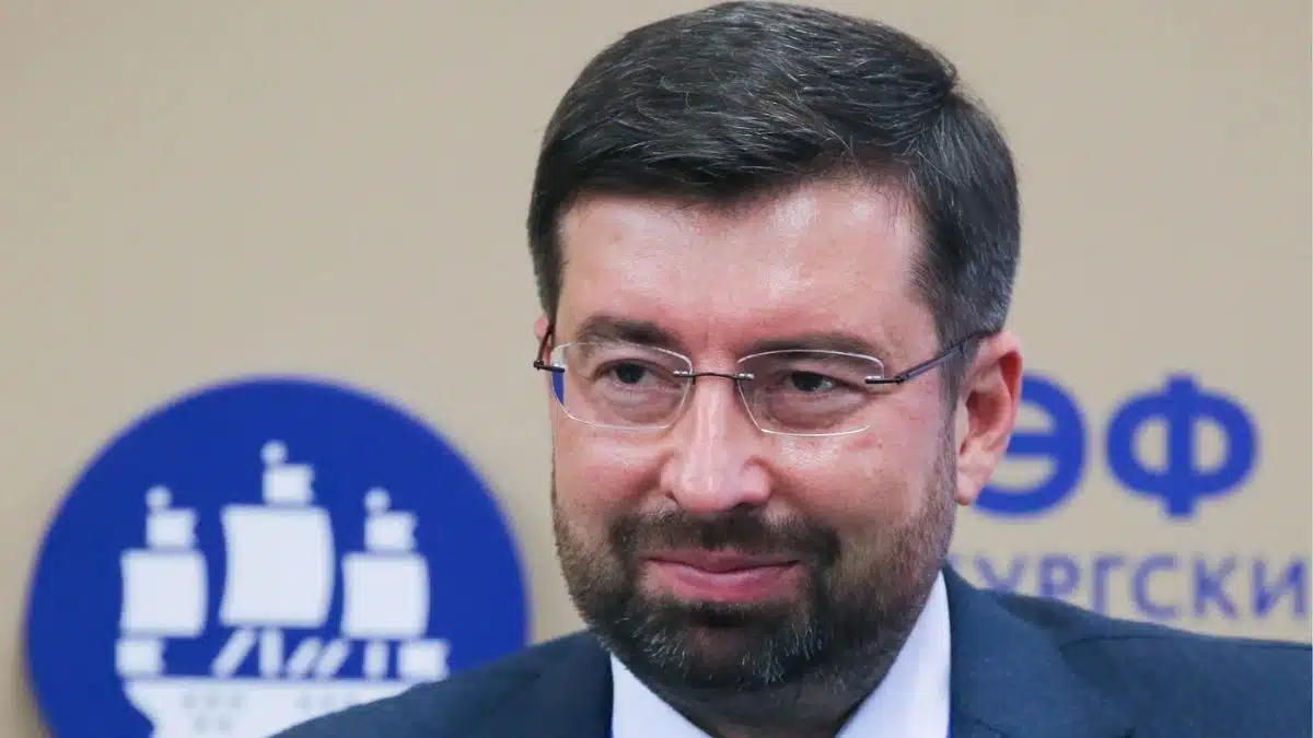 Подробнее о статье Экс-зампреда ЦБ России объявили в розыск: