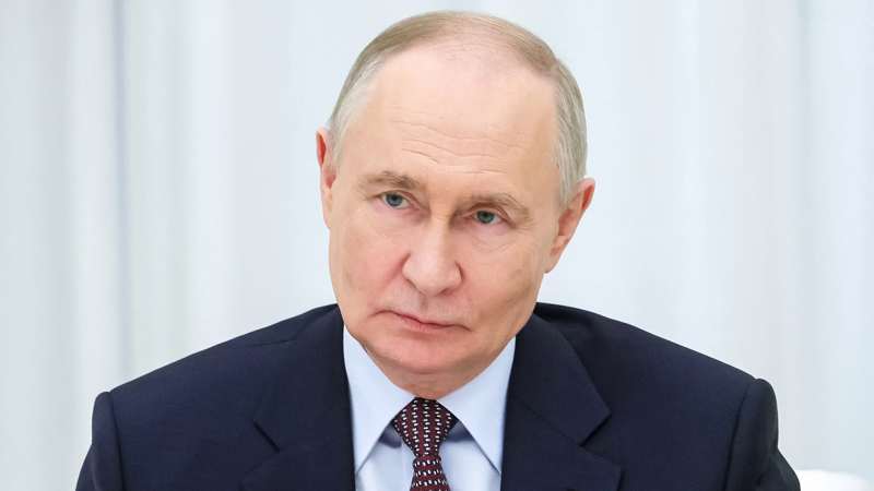Подробнее о статье Путин назвал обретение мощей Дмитрия Донского уникальным и чудесным