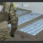 При обыске у бывшего директора оборонных закупок Украины нашли 140 миллионов долларов в коробках от холодильников