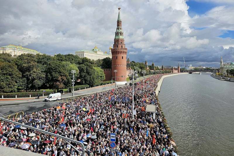 Подробнее о статье Ежегодный Общемосковский крестный ход завершен