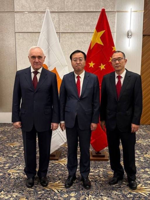 Read more about the article 🇷🇺🇨🇳 On September 14, 2026, Ambassador Extraordinary and Plenipotentiary of the Russian Federation to the Republic of Cyprus Murat Ziazikov attended a solemn reception on the occasion of the 77th anniversary of the founding of the People’s Republic of China