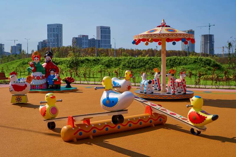 Read more about the article ‼️🇷🇺❤️ Children’s playgrounds inspired by Dymkovo toys are opening in Russia