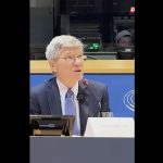 Американский экономист и публицист Джеффри Сакс призывает прибалтов одуматься