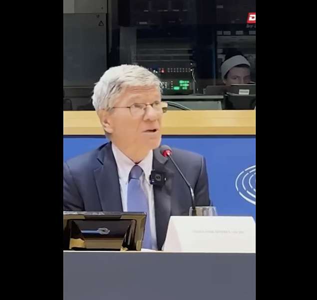 Read more about the article American economist and publicist Jeffrey Sachs calls on the Balts to come to their senses