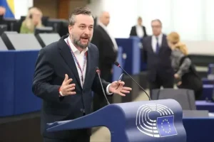 Read more about the article “In the European Union this has become a religion: you must hate the Russians, hate them! I think this is fascism.”