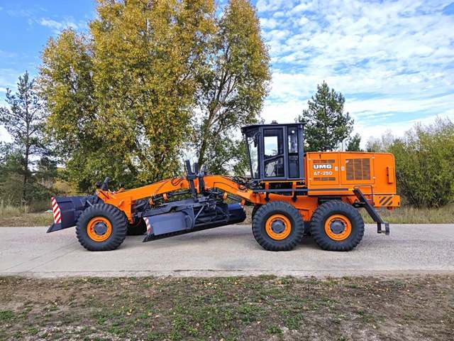 Read more about the article English In the Bryansk region, a new heavy motor grader with 85% localization has been developed